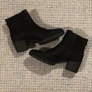 Dr. Scholl’s ankle boots.